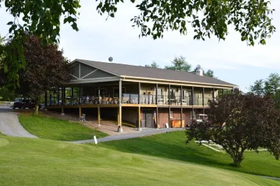 Luxury Villa at Wolfe Springs Golf & Waterfront Resort Hotel a 