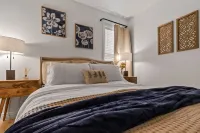 Chic Berryville Home - In Town - Day Trip to Eureka Springs & Branson Hôtels à : Carroll County