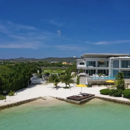Newly Expanded! Lavish & Exclusive Beachfront Mansion.