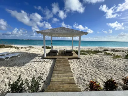 Experience Pure Serenity on a Private Ocean Front Villa w/ Heated Pool & Gazebo