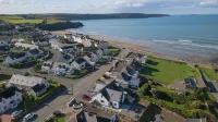 Seacliff Located Just 200m From the Popular Broad Haven Beach, Pembrokeshire Hotels in The Havens