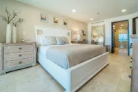 EAGLE BEACH - CAPTIVATING  DIRECT OCEAN VIEW CONDO Các khách sạn ở Eagle Beach