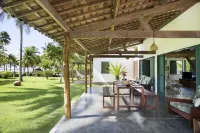 Linda Casa Beira Mar in Patacho Beach