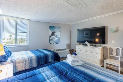 Ocean View Condo - Steps to Beach - Ace Location