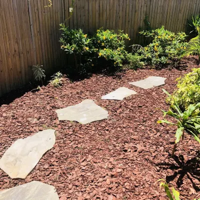 The Cozy Cottage at Cocoa Village-Private Oasis