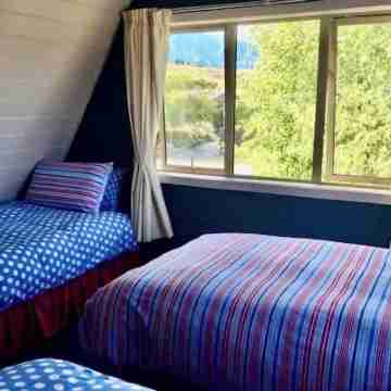 KELVIN HEIGHTS, QUEENSTOWN - lake views, sunny Rooms