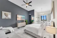 Stunning 4BR Penthouse with Ocean & Golf Views - Wyndham Residence