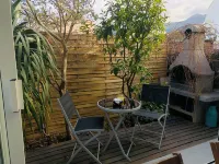 Pretty F3 50 mt from the sea Hotels in Calvi