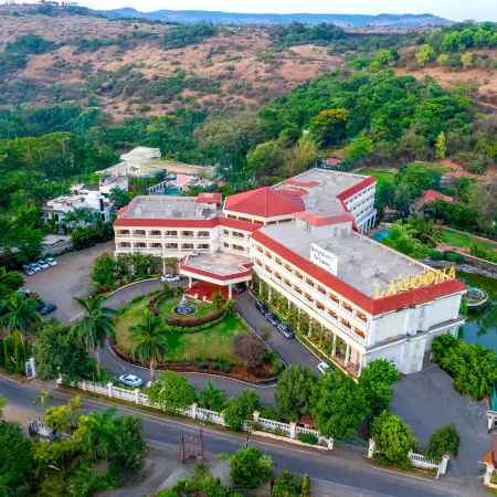 The Lagoona Resort