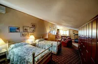 Private villa near Certaldo and San Gimignano with swimming pool and large garden. - 3-Star