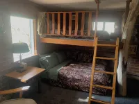 Very Private, Close to all Glenwood attractions, Dogs welcome. 420 friendly!