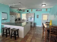 Spectacular Oceanview 2 Bedroom Coakley Bay Condo with AC & Wifi.