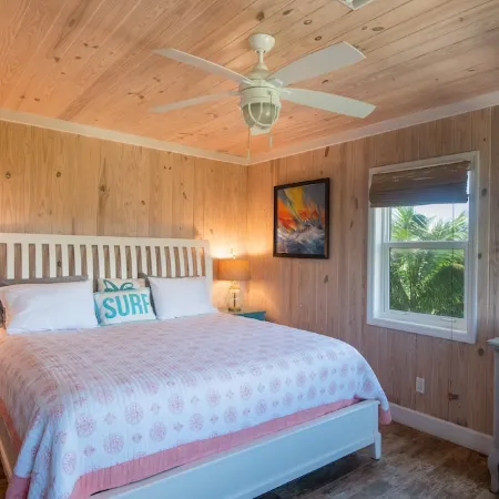 Oceanfront Beauty 6 King Beds/6 Baths! Big Pool and Volleyball Court in Front yd