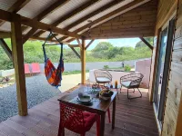 Bungalow for two, near the beach
