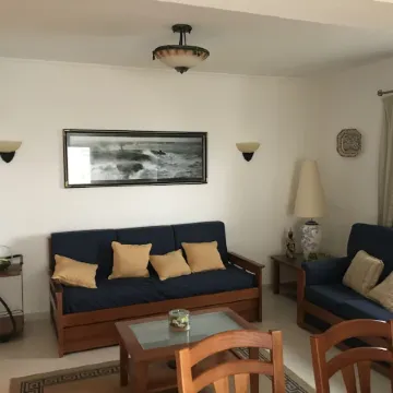 Armação House w / Air Conditioning, Parking, WI FI
