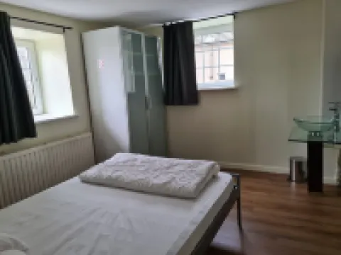 Quiet farmhouse in the middle of nature Hotels in Bullingen