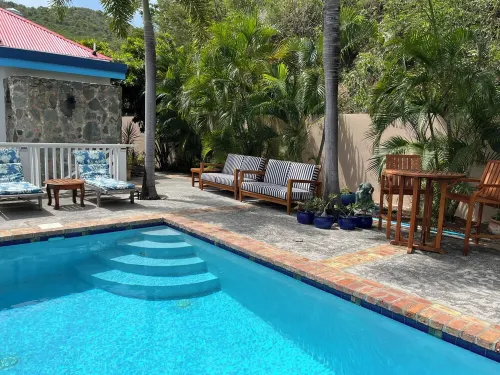 BLUE KAI,  Water View, 2 King Suites Outdoor Native Stone Showers