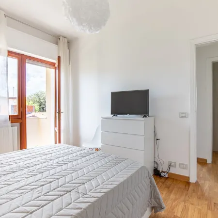 Villa near the sea exclusive garden, parking, wi -fi, bbq