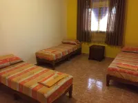 Family home AIN EL TURCK ORAN 0033609246209. / 00213 552777242 Hotels in 