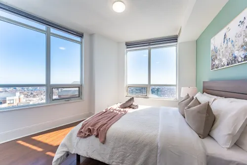 Luxurious 2 Bedroom Condo