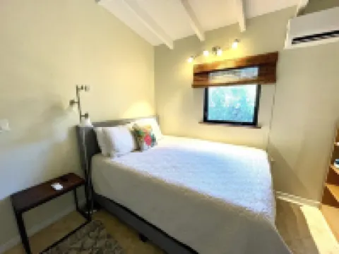 Home away from home 2-bedroom with St Croix views 5 minutes to Cruz Bay Hotels in 