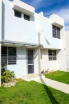 Private pool, Oceanview, Centrally located!