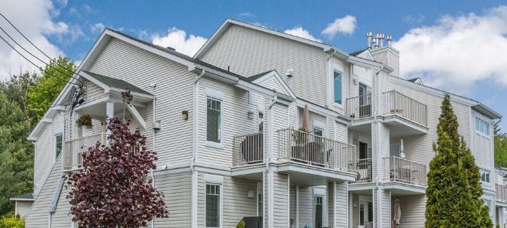 Condo Magog entre Ville et Nature 2 Hotels in Magog