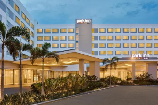 Park Inn By Radisson Clark