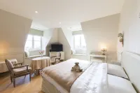 Guesthouse Mirabel - Pensionaatit