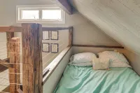 Golf, Hike & Swim: Gem < 1 Mi to Sugarbush Resort - balcony