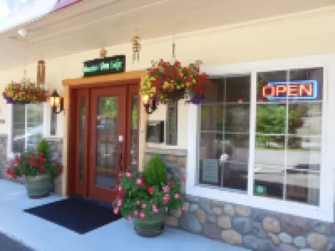 Mountain View Lodge - No Pets Allowed