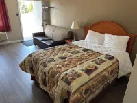 Seven Oakes Motel - Motels