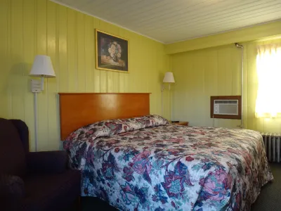 Pine Ridge Motel Hotel di Mineral Point