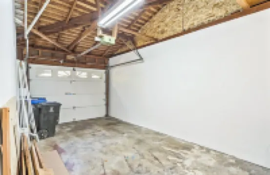 Spacious Mountain View Duplex In Prime Location 3 Bedroom Duplex