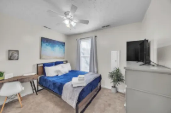 Cozy 2 Bedroom Getaway Hotels in Ludlow