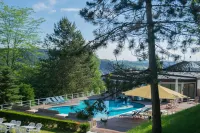 Hôtel Eden au Lac - piscine