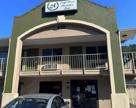 High Point Arcadia Inn Hotels in High Point