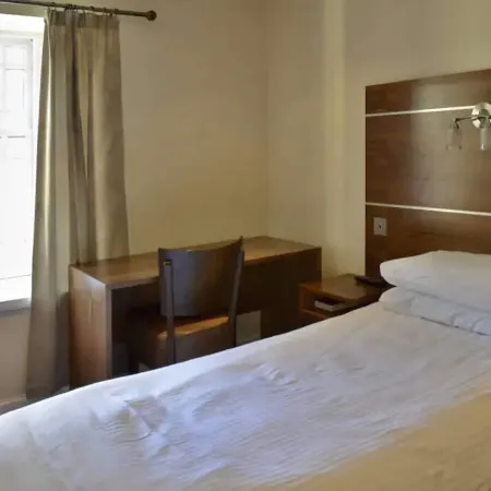County Hotel