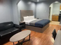 Palace Inn Baytown @ Garth Rd - Motels