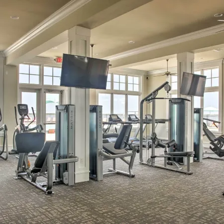 Family Retreat w/ Pool, Hot Tub & Near Fenwick!