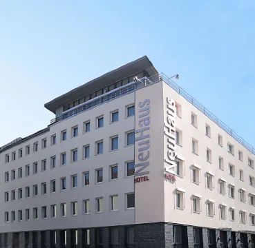 Hotel NeuHaus Hotels near St. Reinold's Church