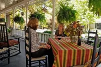 Edgeworth Inn Hotels in Monteagle