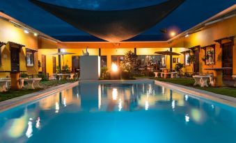 Big Daddy's Beach Club & Hotel - Housity