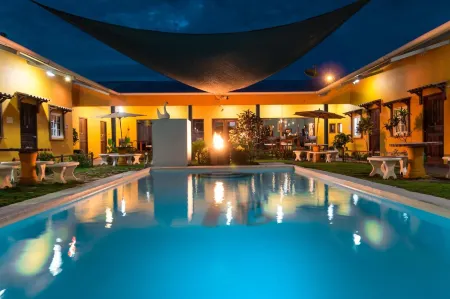 Big Daddy's Beach Club & Hotel Отели в г. Прогресо