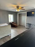 12 Ashworth Ave Suites - Wifi