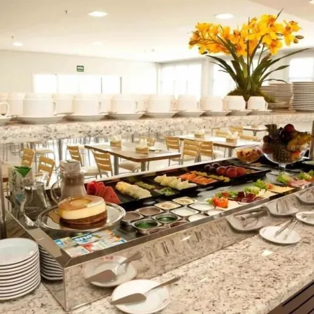 Serras Hotel