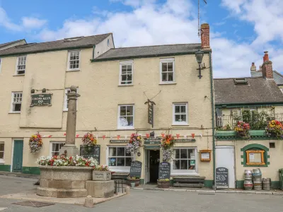 Cousham Cottage Hotels near St Germanus, Rame Church