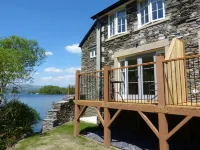 Lowe-McConnell Hotels in Claife