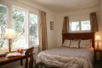 Ojai Retreat & Inn Hotels in Ojai