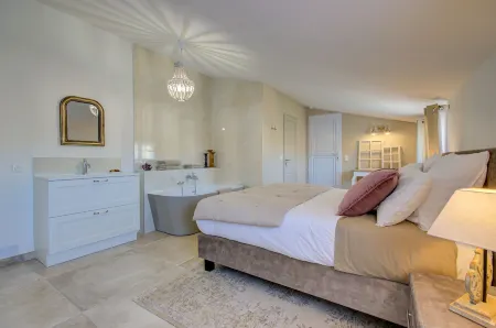 Domaine le Courti - Adult Only